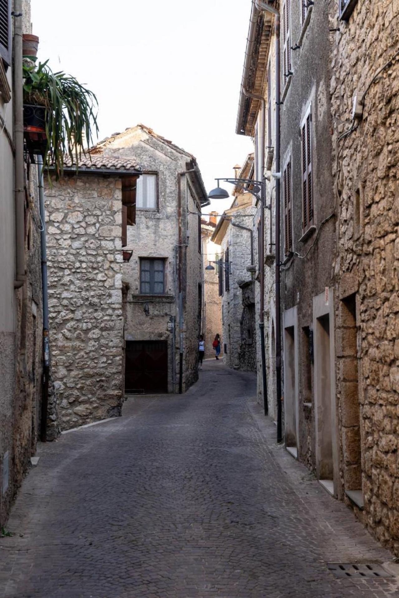 Vico nel Lazio B&B Vico Suites المظهر الخارجي الصورة